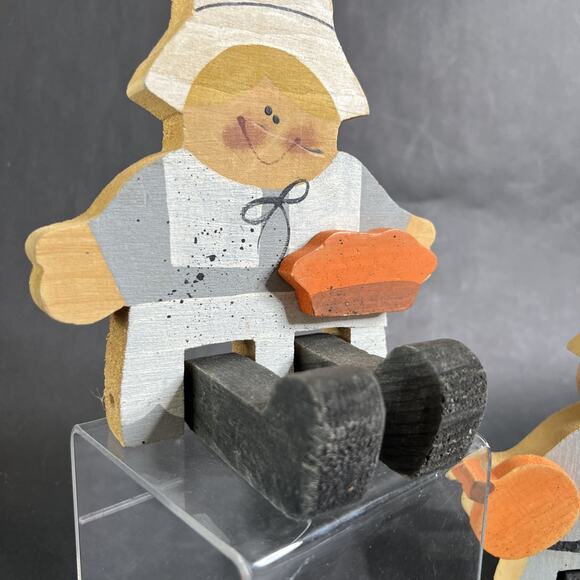 VTG Thanksgiving Shelf Sitters Pilgrm Boy Girl Turkey Set of 2 signed Hand Paint - Picture 5 of 9